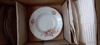 jídelní souprava - motiv růže - 6