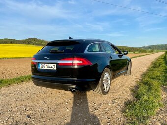 Jaguar XF 2.2D 147kW - pár chyb - 6