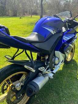 Yamaha yzf- r125 - 6