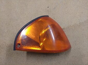 SUZUKI SWIFT 2001 - 6
