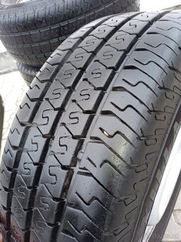 Pneu 225/70 r15 c - 6