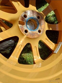 Alu kola 205/40/r17 ,rozteč 4x100 - 6