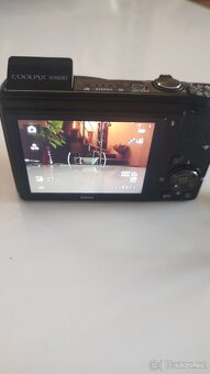 Nikon Coolpix S9100 - 6