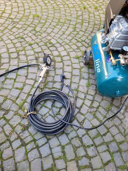 Olejový kompresor RYCHLÉ JEDNÁNÍ SLEVA - 6