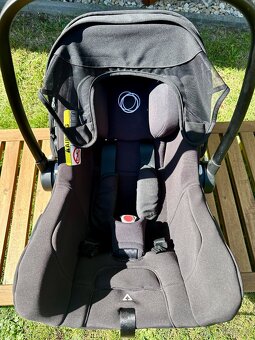 Autosedačka Bugaboo Turtle Air by Nuna BLACK + Isofix báze - 6