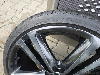 ALU KOLA - SEAT LEON CUPRA 5F - 5/115 / 8J x 19 ET 50 - 6