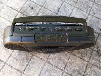 Aiwa CSD-A510,Grundig RR-640CD,Philips AW7030,JVC RC-ST1 - 6