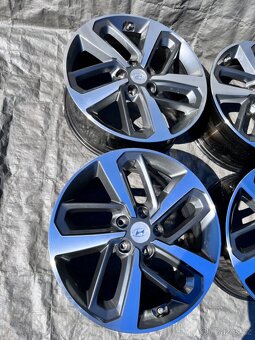 5x114,3 R18 originál alu disky Hyundai + senzory - TOP - 6