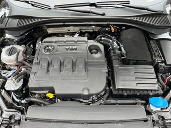 SUPERB 3 2.0TDI 140kw MAX VÝBAVA PANORAMA TOP STAV - 6