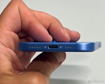 iPhone 16 ultramarínová NOVÝ, ZÁRUKA - 6