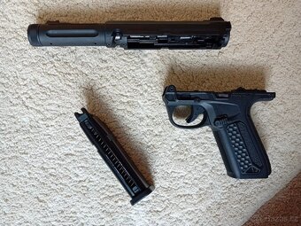 AAP-01 GBB pistole + plyn + 1500 kuliček – komplet balení - 6