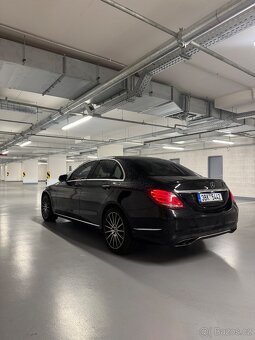 Mercedes-Benz C400 - 6