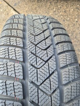 Zimní alu sada Volkswagen Golf R17 ET46 Pirelli - 6