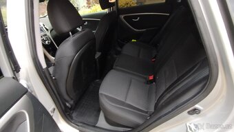 Hyundai i30 1.6 diesel 81 kw - 6