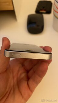 iPhone se 2016 64gb- rozbitý display - 6
