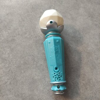 Zpivajici panenka Elsa - 6