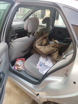 Renault Laguna I 1.6 16V r.v 1998 - 6