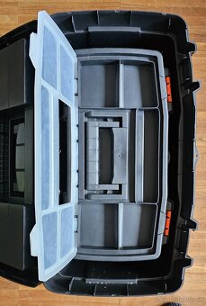 Sada dvou plastových kufrů na nářadí s organizéry 27“ a 19" - 6