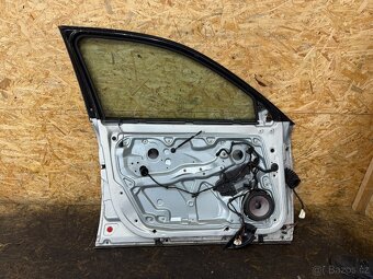 LEVÉ PŘEDNÍ DVEŘE VW PASSAT B5 - STŘÍBRNÉ - 6