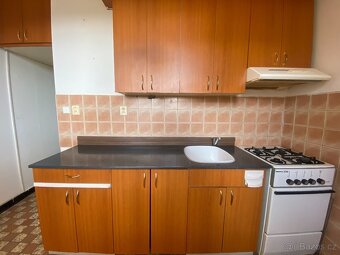 PRONÁJEM bytu 1+1, 37m2, Orlová, Kpt. Jaroše - 6