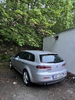 Alfa Romeo 159 Sportwagon 1.9 jtdm 16v - 6