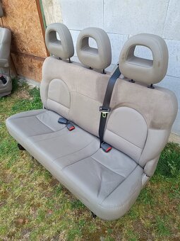 Sedačky Chrysler Voyager - 6
