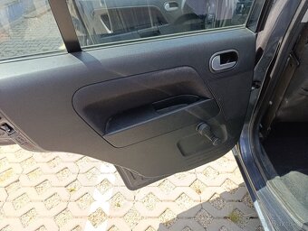 FORD FUSION 1,2 - 6