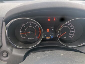 Mitsubishi ASX - 6