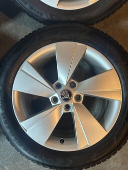 ALU Kola ŠKODA 5x112 R17 ZEUS Zánovní Zimní Pneu 215/55/17 - 6