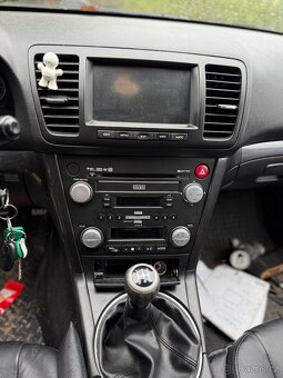 Subaru Legacy/outback kožené sedačky , top stav. - 6