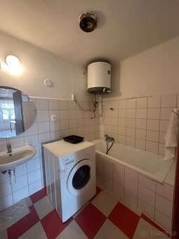 ..Pronájem bytu 2+1 - 6