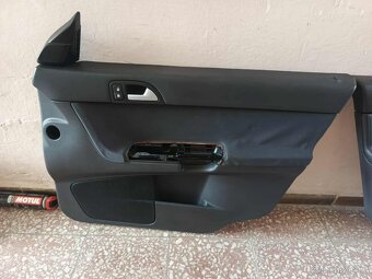 Tapecírunky a stahovačka na Volvo V50 - 6