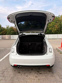 Audi A1 Sportback 1.4 TFSI S tronic (2012) - 6