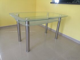 Set skleněný jídelní stůl + 4 židle + konferenční stolek - 6