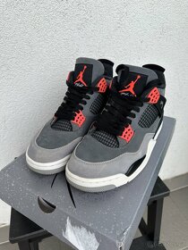 Jordan 4 Infrared - 6