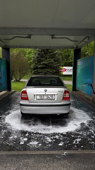 Škoda Octavia 1.8T 110 kW - 6
