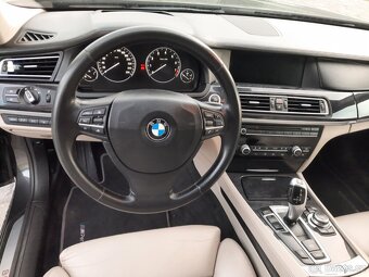 BMW 750 Li 4.4 V8 300 kW - 6