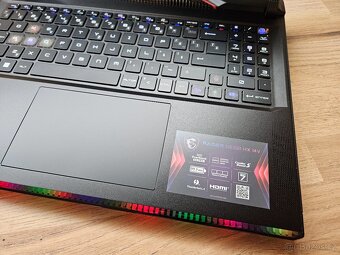 16" 240HZ 2K_MSI RAIDER GE68HX_i9-14900HX_32GB_RTX 4060 8GB - 6