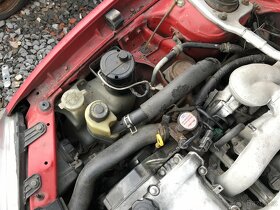 Mazda MX3 1996 díly z vozu - 6