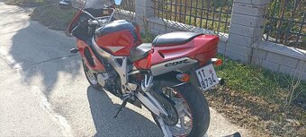 Honda CBR 900RR Fireblade 1999 SC33 - 6