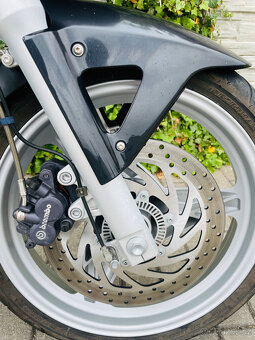 BMW F650 CS Scarver r.v.2003 najeto pouze 8 tis km - 6