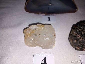 T07 Sbírka minerálů - drahokamové odrůdy minerálů - 6