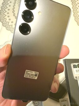 Samsung Galaxy s25 - 6