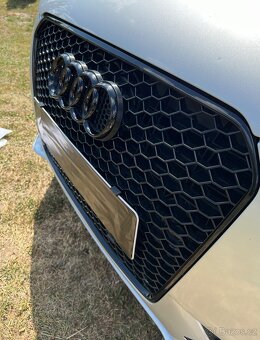 AUDI drzak znaku do RS masky - 6