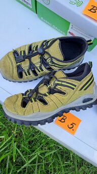 Dětské boty- B0BBI, NIKE, BAŤA - 6