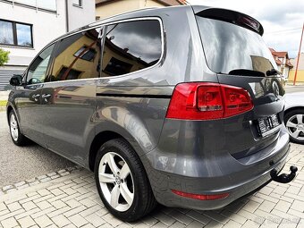 VOLKSWAGEN SHARAN 2.0TDI DSG,KŮŽE,XENONY,KAMERA,TAŽNÉ,7MÍST, - 6