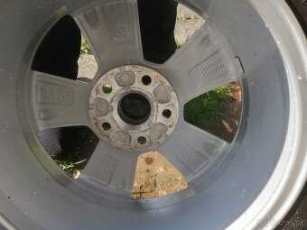 Alu kola Škoda 205 55 r16 - 6