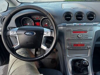 Ford Galaxy 2.0i 107Kw Trend - 7.Míst - 6