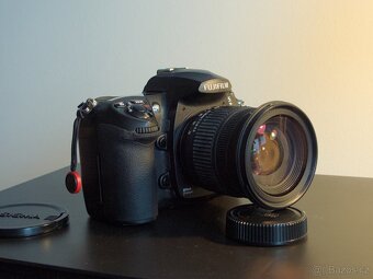 Fujifilm Finepix S5 Pro - 6
