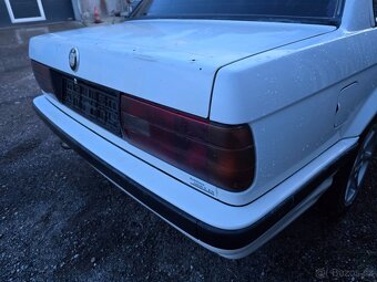 Bmw e30 coupe - 6